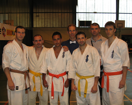 Stéphane GUTIERREZ avec ses amis du Ryuko Dojo