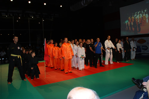 Démonstration de karaté Kyokushinkai lors de la Nuit des Arts Martiaux à Bédarieux
