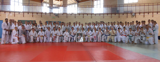 Photo de groupe prise lors du stage de karaté Kyokushinkai Grand Sud 2012