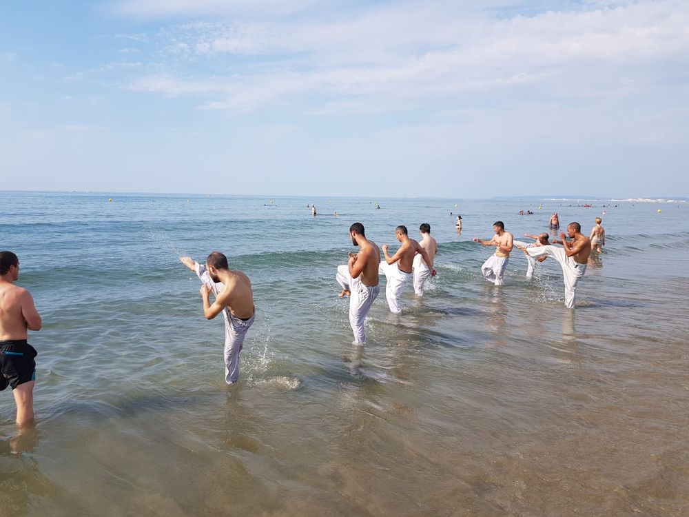 Entrainement à la plage de la Grande Motte du Ryuko Dojo