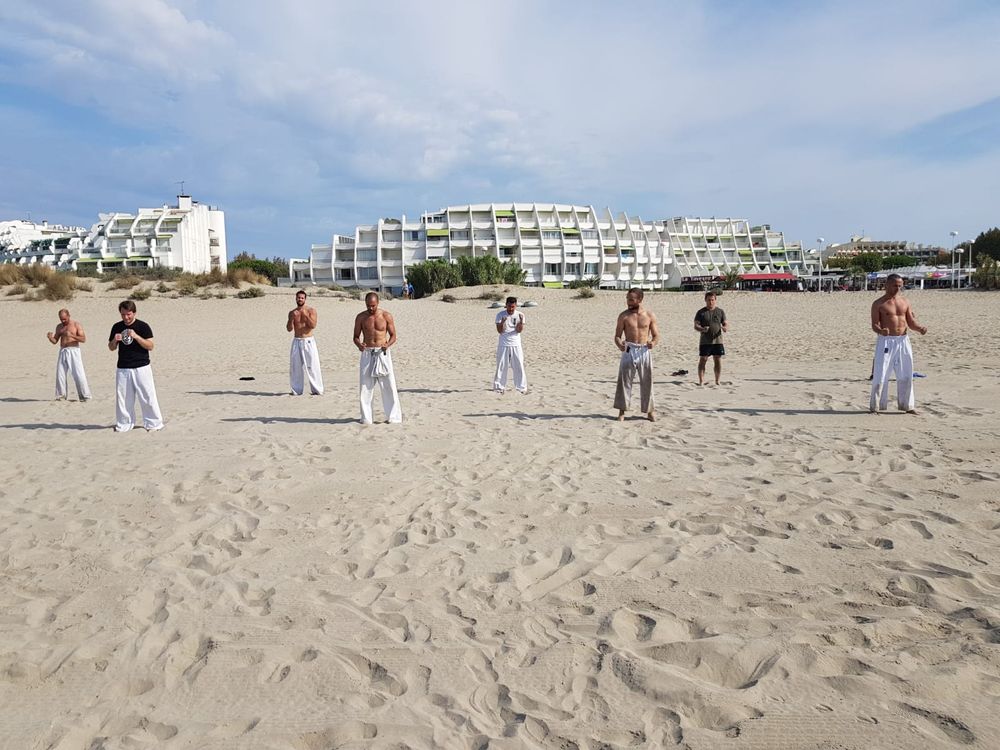 Entrainement à la plage de la Grande Motte du Ryuko Dojo